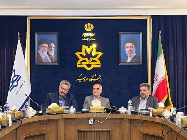 نشست شورای علمی اندیشکده حکمرانی و قانون‌گذاری در آذربایجان‌غربی با نماینده مردم ارومیه در مجلس برگزار شد